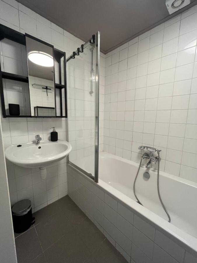 Landzicht Vakantiehuis Aan De Fluessen Elahuizen Esterno foto