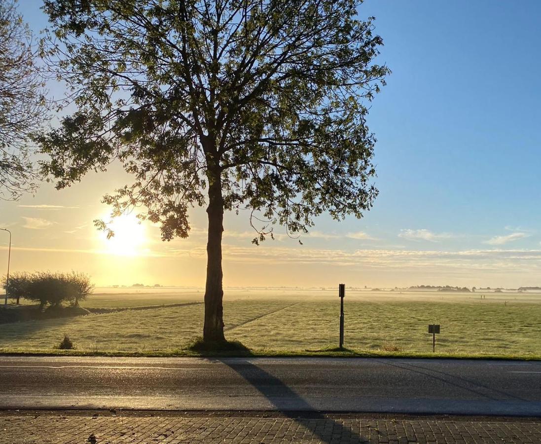 Landzicht Vakantiehuis Aan De Fluessen Elahuizen Esterno foto